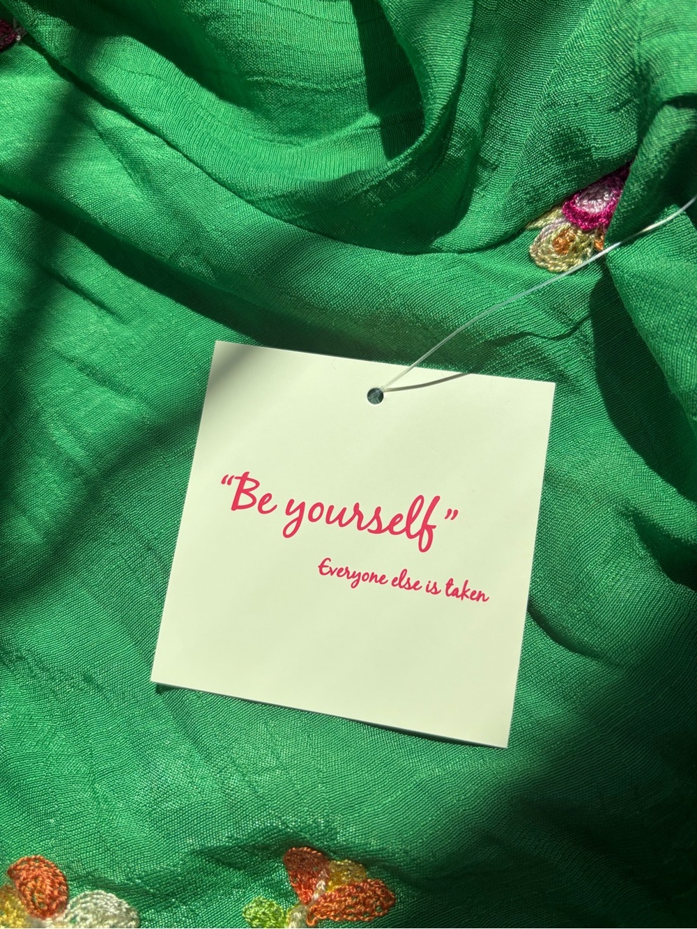 NWT Fig and Flower Green Embroidered Button Down Blouse Size L - Picture 6 of 7